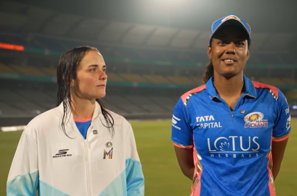 Amelia Kerr and Hayley Matthews share banter over a dropped catch