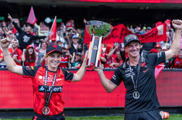 Simon Helmot Extends Melbourne Renegades Stint, Signs Three-Year Deal as WBBL Head Coach