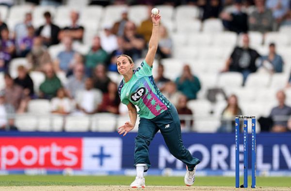 Tash Farrant for Oval Invincibles