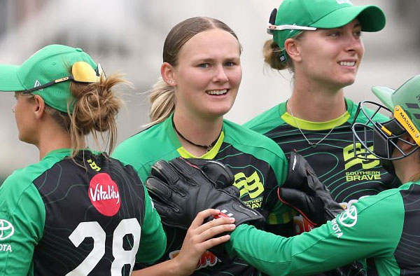 Tilly Corteen-Coleman's 4-Fer Headlines Southern Brave's 4th Season Win, Extend Unbeaten Streak