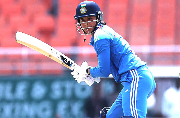 Smriti Mandhana Scripts Dual Record in Landmark Knock Against Australia in the 2nd ODI