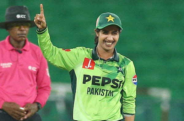 Nashra Sandhu Completes 100 ODI Wickets, only 3rd Bowler from Pakistan to This Milestone