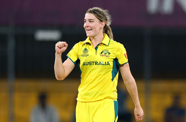 Annabel Sutherland Makes History with Birthday Five-Wicket Haul Against India