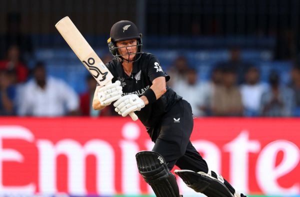 Sophie Devine Shines with Scores of 112 and 85, Dominates World Cup Despite Team's Struggles