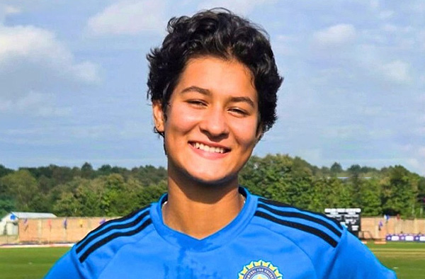 16-Year-Old Deeya Yadav Creates History as Youngest Player Signed