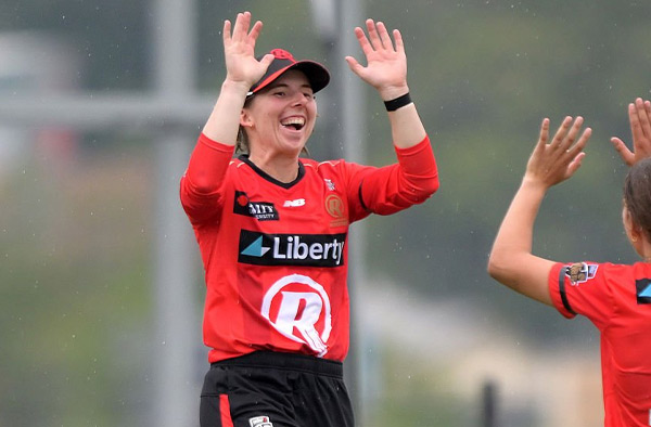 All-Rounder Georgia Wareham Leads as Melbourne Renegades Register Back-to-Back Wins