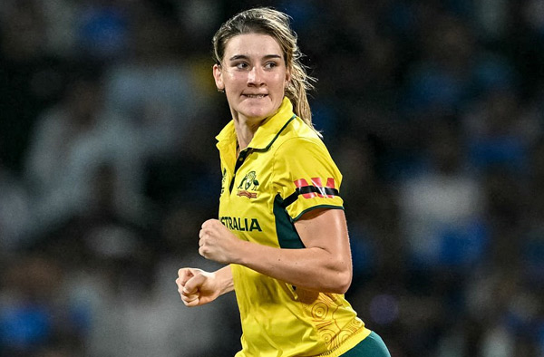 Annabel Sutherland – 17 wickets