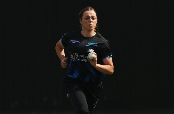 Eleanor Larosa for Adelaide Strikers in the Spring Challenge 2025; PC: Getty