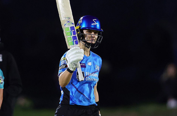 Laura Wolvaardt Reaches 2000 WBBL Runs with Match-Winning Fifty for Adelaide Strikers