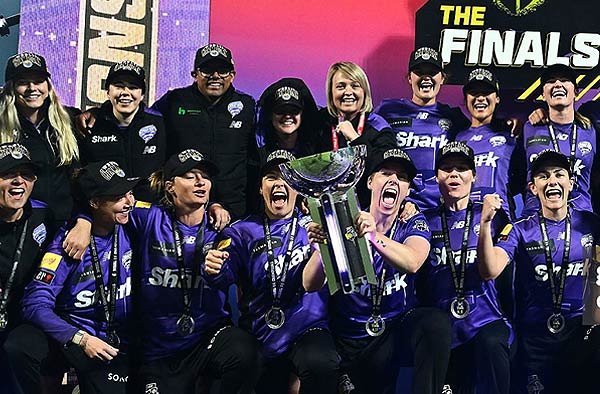Lizelle Lee's Unbeaten 77 Headlines Hobart Hurricanes Title Win Over Perth Scorchers