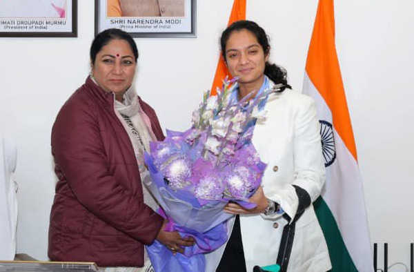 Pratika Rawal Honoured with 1.5 Crore Cash Prize by Delhi CM Rekha Gupta
