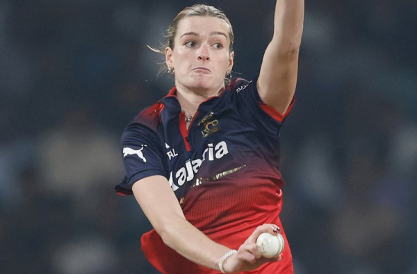 Lauren Bell for Royal Challengers Bengaluru in WPL 2026. PC: Getty