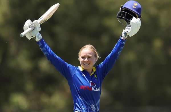 Annie Wikman's Unbeaten 142 Powers ACT Meteors to 48-Run Win Over Victoria Women