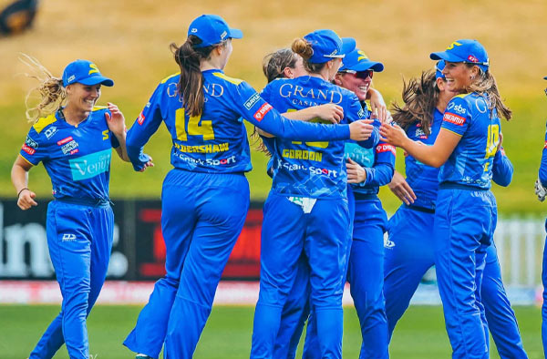 Late-Season Surge Sends Auckland Hearts into Women's Super Smash Knockouts