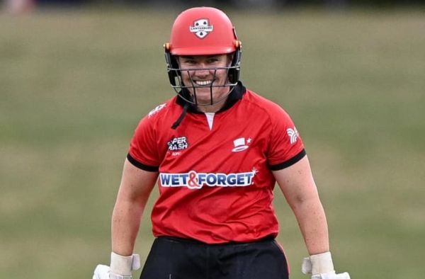 Kate Anderson, Naomi Stalenberg Star as Canterbury Magicians Rout Otago Sparks
