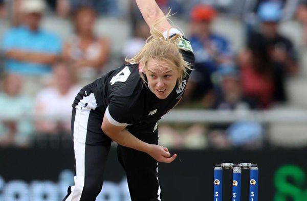 Trent Rockets Sign Australian All-Rounder Kim Garth Ahead of 2026 Hundred Season