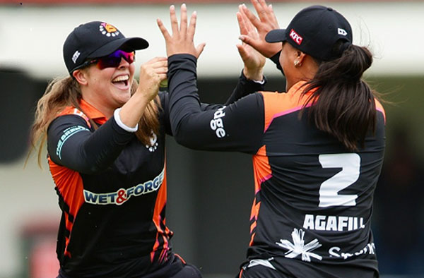 Northern Brave Edge Auckland Hearts in Thriller to Seal 1-Wicket Super Smash Win