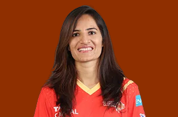 Renuka Singh Thakur for Gujarat Giants