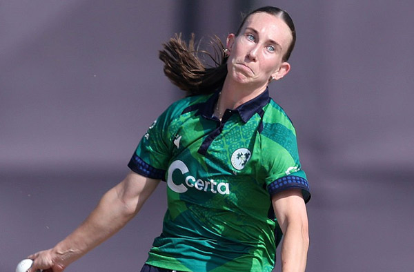 Orla Prendergast of Ireland bowls during the ICC Women's T20 World Cup 2026 Qualifier; PC: Getty