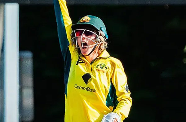 Beth Mooney Takes Over as Australia's First-Choice Wicketkeeper in Alyssa Healy's Farewell Series
