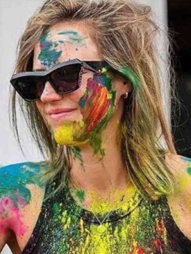 In Pictures: Holi Celebrations of Your Favourite Female Cricketers