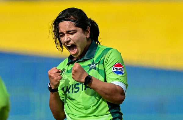 3 Fifties, 6 Wickets from Fatima Sana Headlines Pakistan's Competitive Campaign Against South Africa