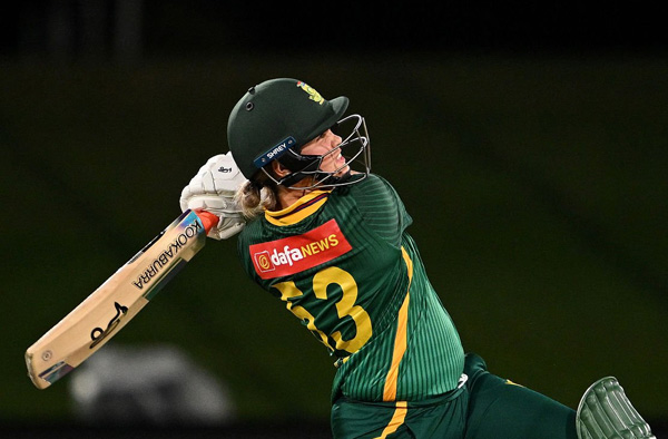 Khaka's Six-Fer and Kayla Reyneke's Debut 42 Give South Africa 2-Wicket Win against New Zealand. PC: Getty
