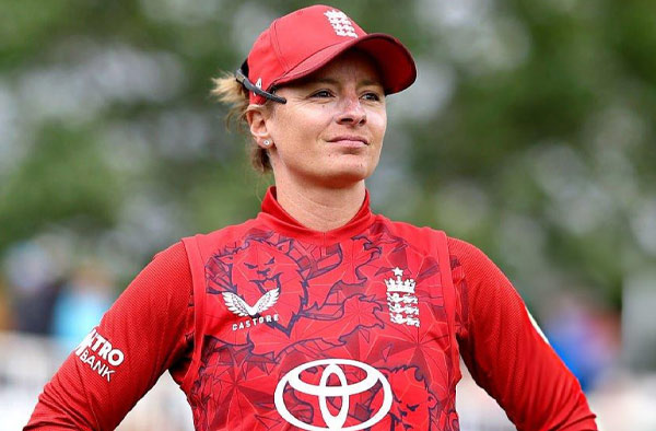 "Pretty Surreal": Danni Wyatt-Hodge Dreams of Lifting T20 World Cup with Baby in Arms