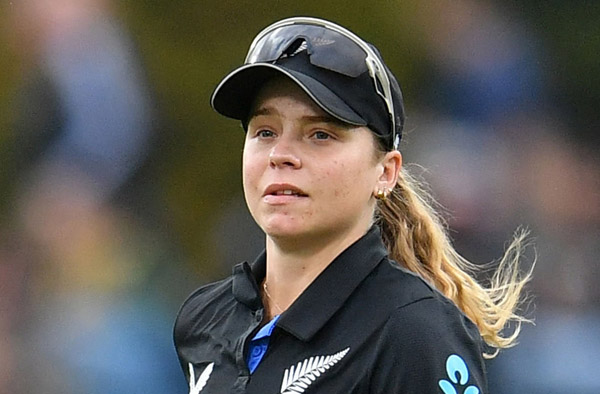New Zealand's Jess Kerr Marks 100th International in 3rd ODI vs South Africa