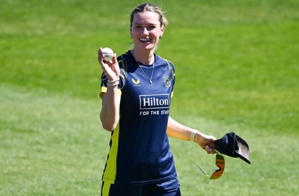 Lauren Bell Takes First Domestic List-A Five-Fer as Hampshire Beat Durham by Six Wickets