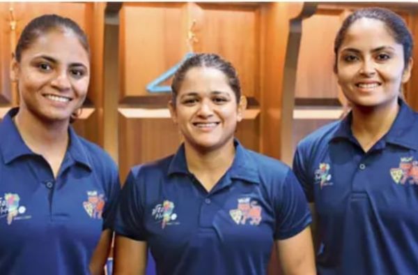 Saima Thakor, Humaira Kazi and Sayali Satghare Welcome Women's Mumbai T20 League Initiative; PC: Atul Kamble/Mid-Day