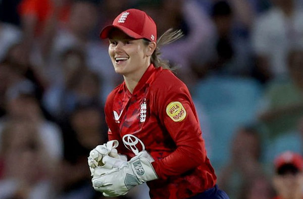 Threats: Lone Keeper Amy Jones is a Risky Bet