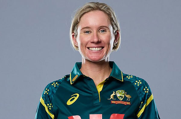 Beth Mooney for Australia; PC: Getty
