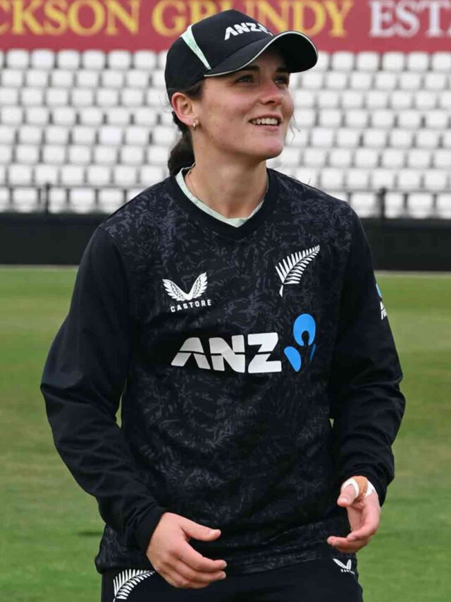 See Pictures: Amelia Kerr’s New Zealand Train Ahead of 2nd ODI vs England