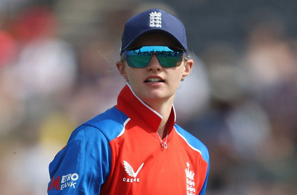 Charlie Dean Says England Ready to Embrace Pressure Ahead of Home ICC Women's T20 World Cup 2026