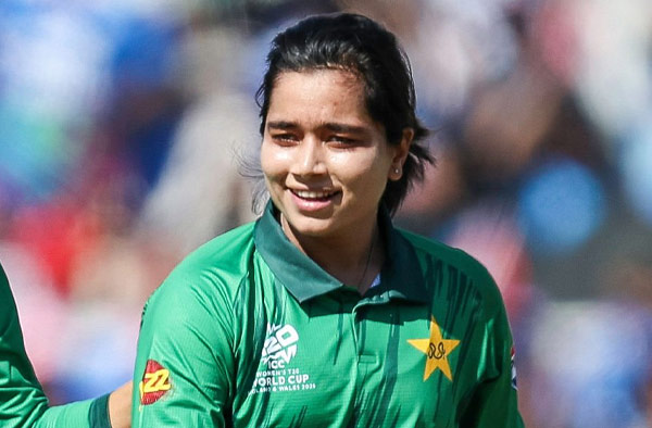 Pakistan's Fatima Sana Headlines Women's Hundred 2026 Wildcard Picks