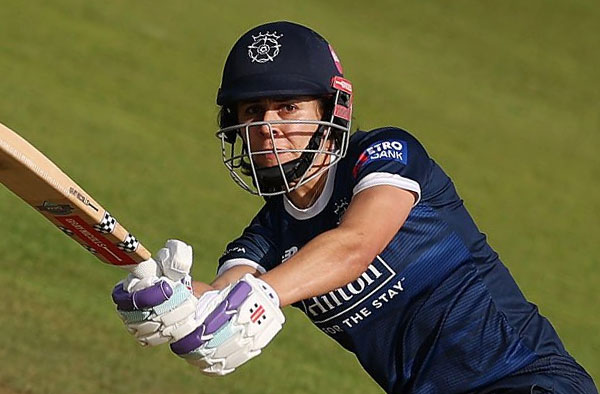 Maia Bouchier's Fifty Leads Hampshire Women to Eight-Wicket Win Over Durham