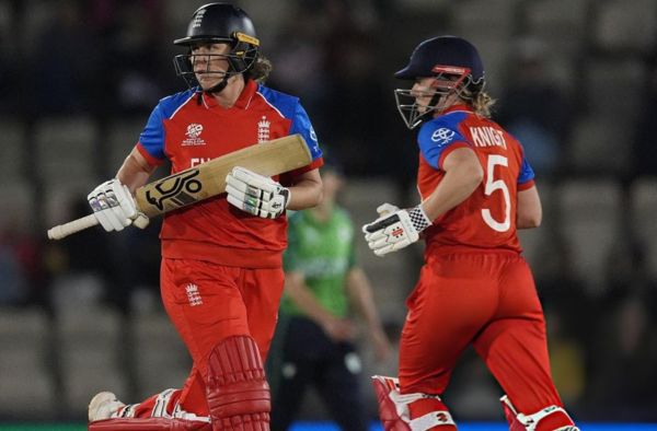 Nat Sciver-Brunt, Heather Knight Steady England Women to Four-Wicket Win Over Ireland