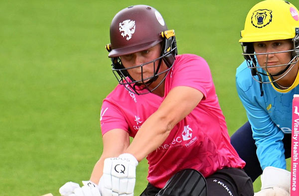 Niamh Holland's 42 Guides Somerset Women to Five-Wicket Win Over Winless Warwickshire