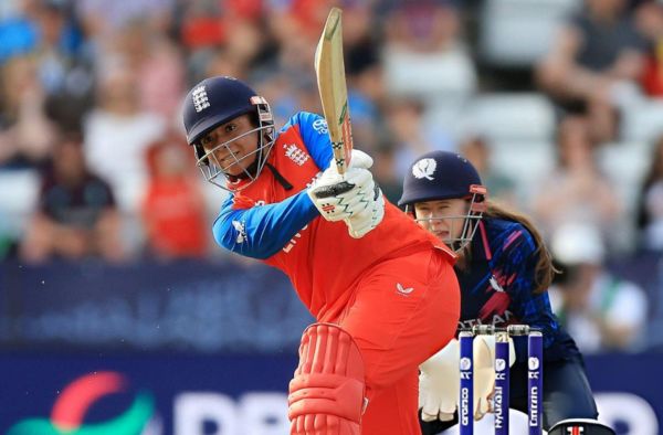 Sophia Dunkley's Fifty Powers England Past Scotland for Third Straight World Cup Win