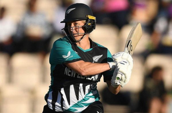 Sophie Devine Reaches 8000 International Runs in World Cup Opener Against West Indies