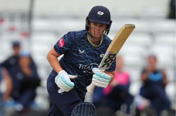 Jess Jonassen Leads as Yorkshire Women Beat Warwickshire by Five Wickets