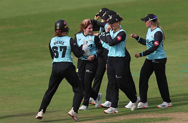 Bryony Smith, Ryana MacDonald-Gay Lead Surrey Women Into T20 Blast 2026 Semi-Finals