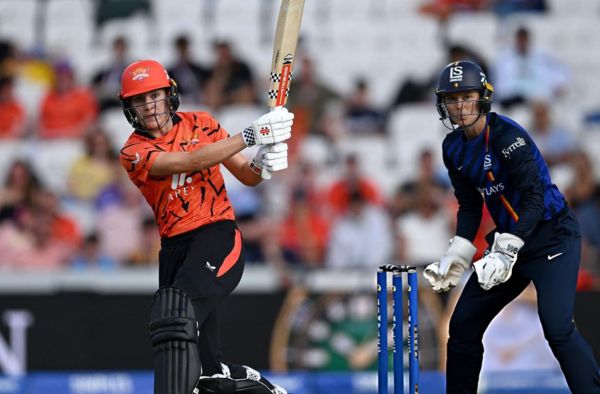 Annabel Sutherland's All-Round Brilliance Guides Sunrisers Leeds to Thrilling Win Over London Spirit