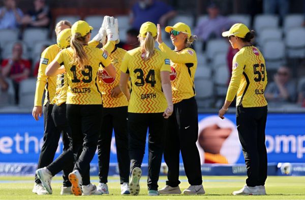 Ashleigh Gardner's 4-Fer Sinks Manchester Super Giants Women in Trent Rockets' 31-Run Win