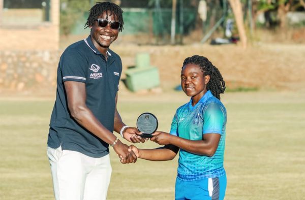 Loreen Tshuma's Unbeaten Fifty Guides Tuskers Women to 5-Wicket Win Over Mountaineers