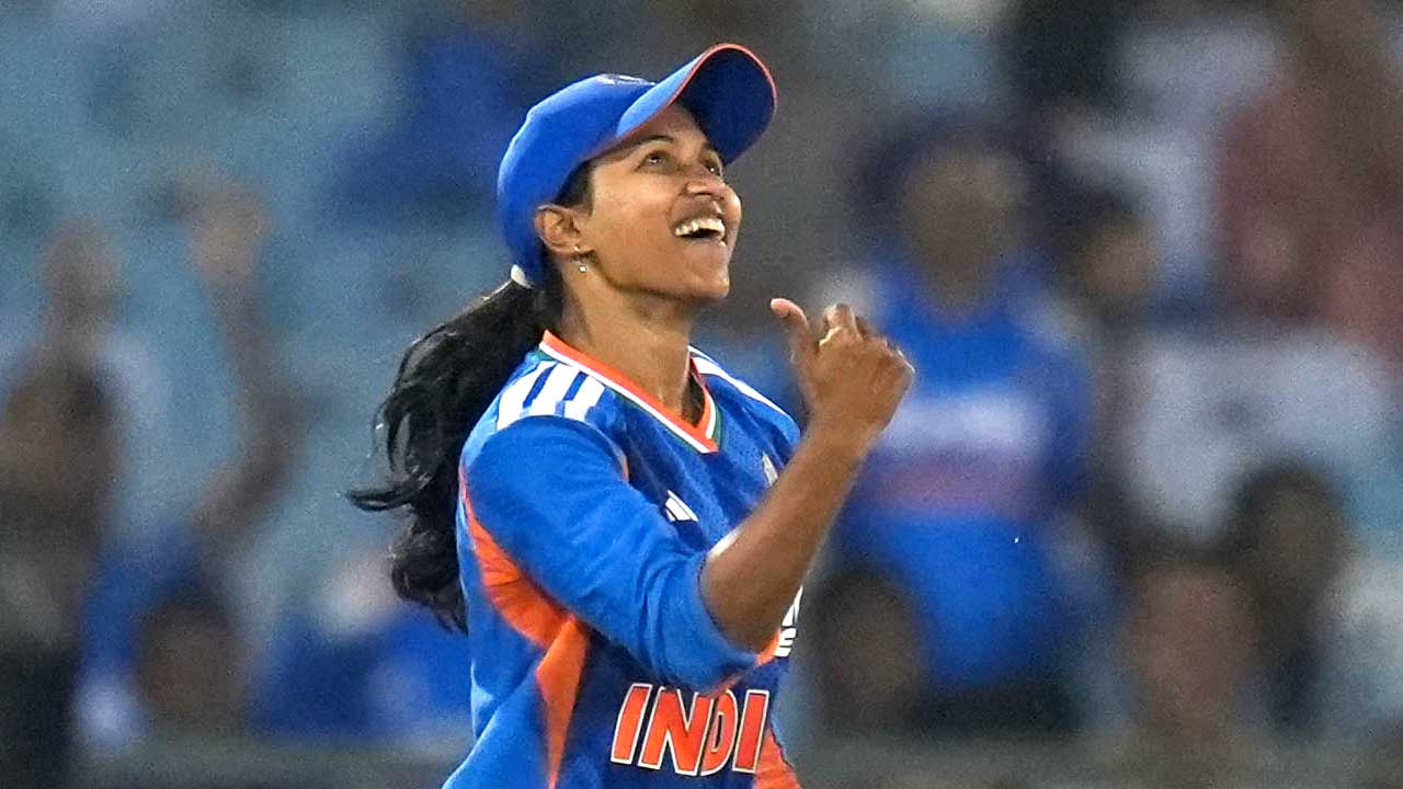 What Makes Niki Prasad’s T20I Debut Spell One of the Rarest in Cricket History? PC: BCCI Women / X