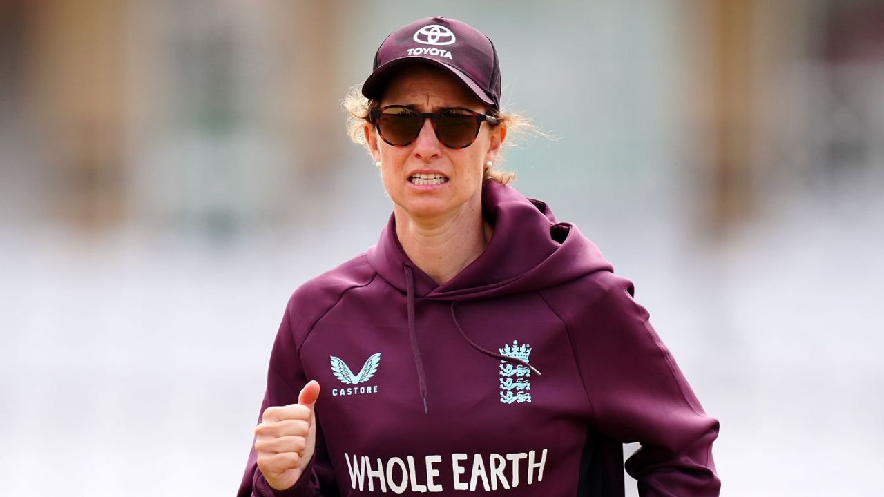 Hobart Hurricanes Appoint Courtney Winfield-Hill as Assistant Coach for WBBL 12