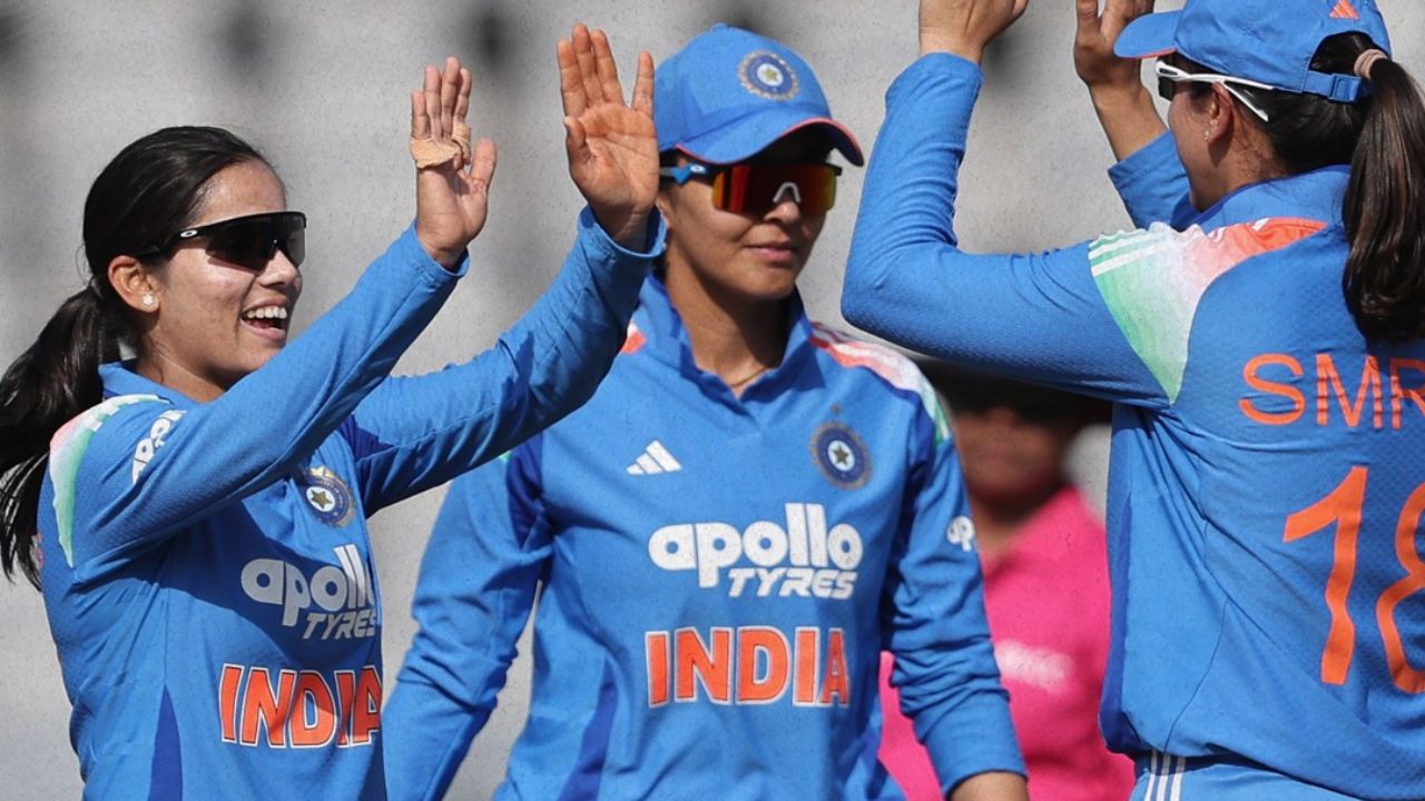 India Women Beat Zimbabwe by 8 Wickets as Vaishnavi Sharma Claims Maiden Five-Wicket Haul