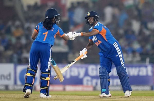 Deepti Sharma and Niki Prasad Rescue India Women in Four-Wicket T20I Win Over Zimbabwe